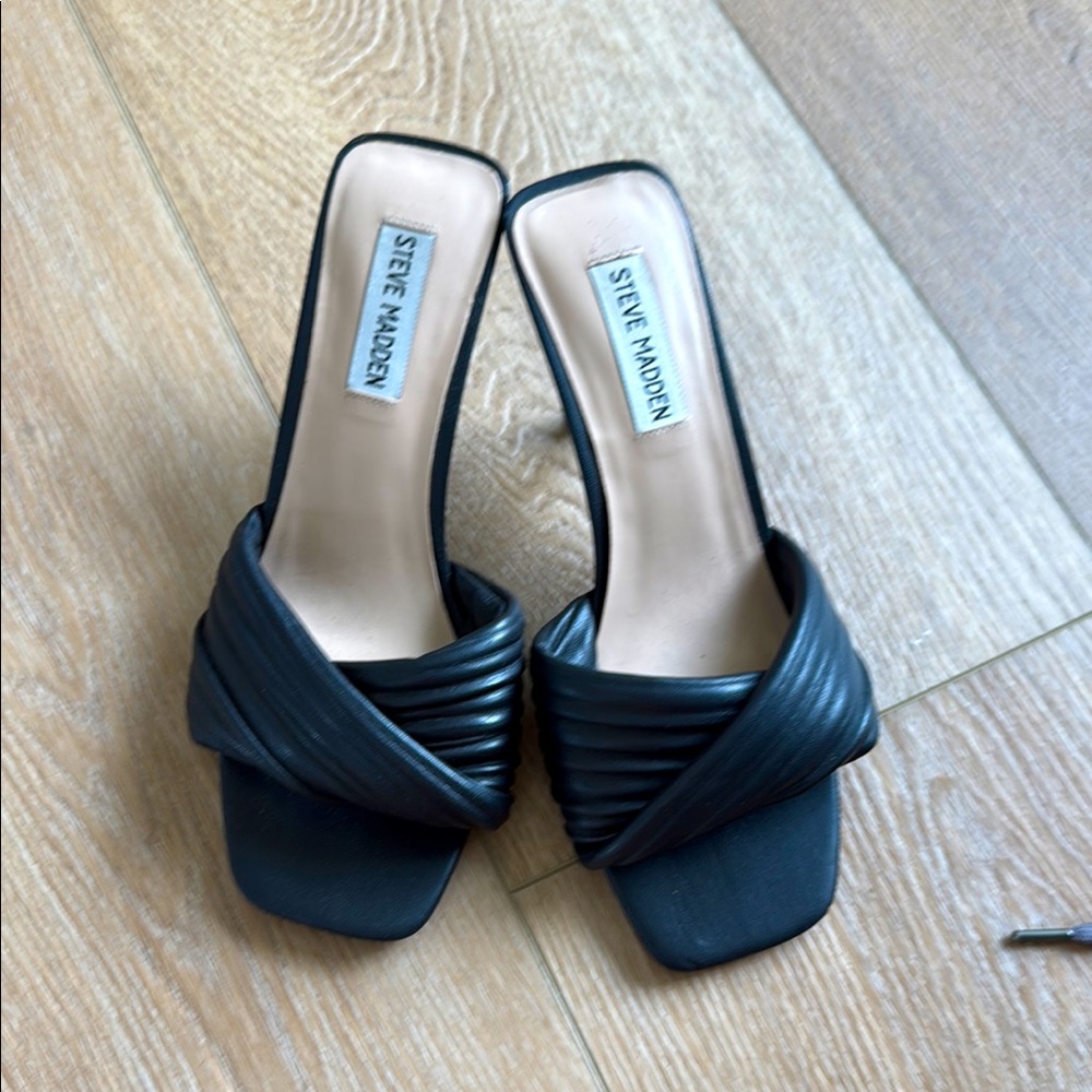 Steve Madden Black Women's Slide Sandals